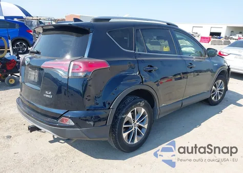 2017 Toyota Rav4 Hybrid Xle z USA, uszkodzony, nr VIN JTMRJREV6HD144850